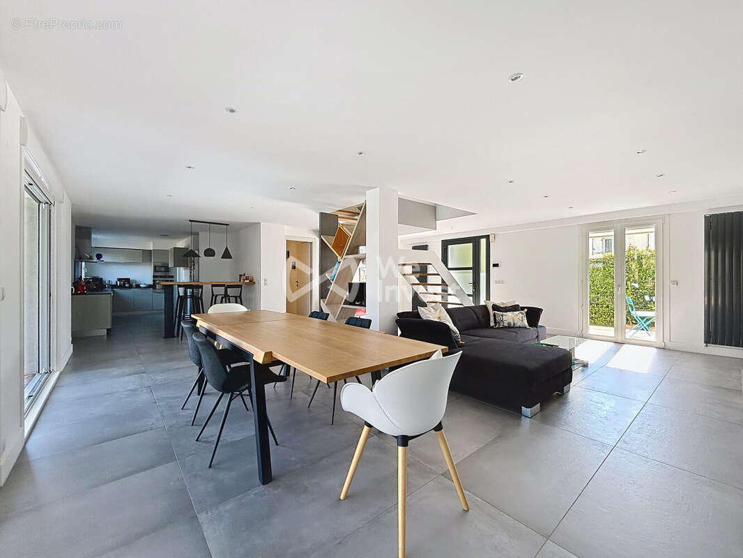 Maison à SAINT-AUNES