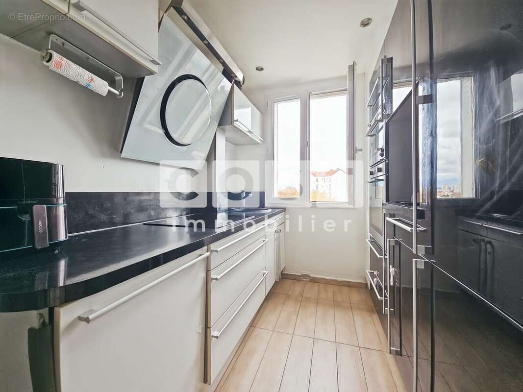 Appartement à COLOMBES