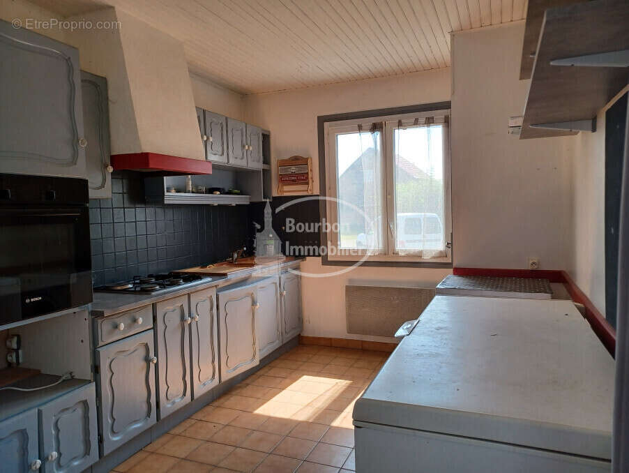 Maison 154 m² à Gilly-Sur-Loire  - photo 3