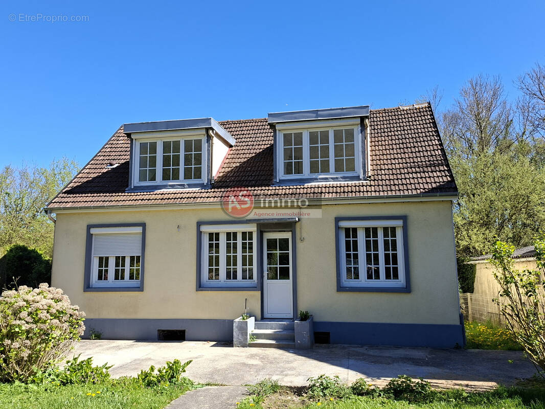Maison à ROUXMESNIL-BOUTEILLES