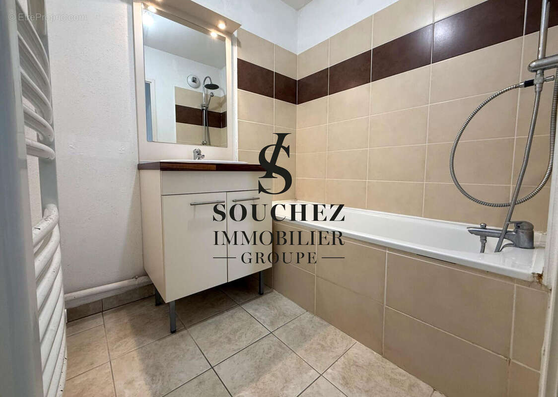 Appartement à ACHICOURT