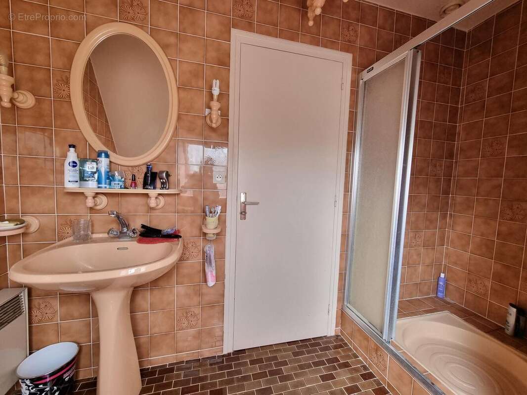 Photo 8 - Maison à GUISCRIFF