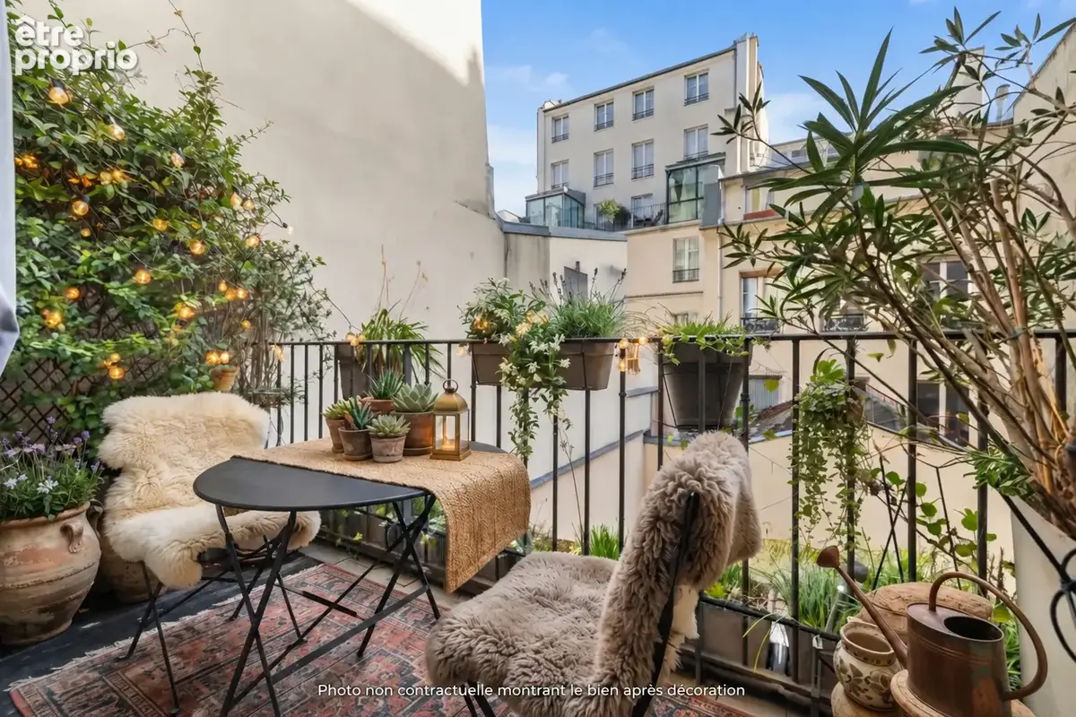 Superbe pied à terre avec terrasse à Paris 2ème ! - photo 2