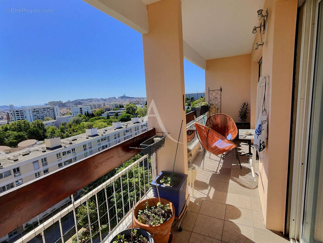 Appartement à MARSEILLE-12E