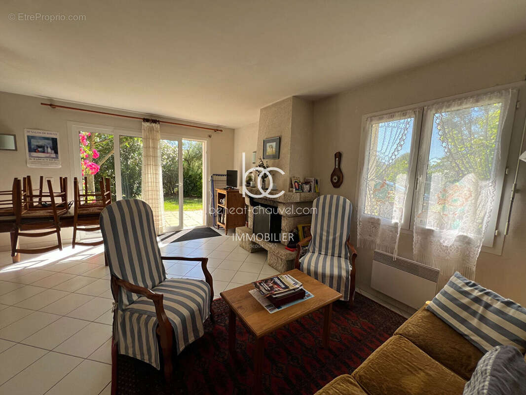 VENTE Maison de Vacances SARZEAU  Proche Plage  2 Chambres  Garage  56370 - photo 3