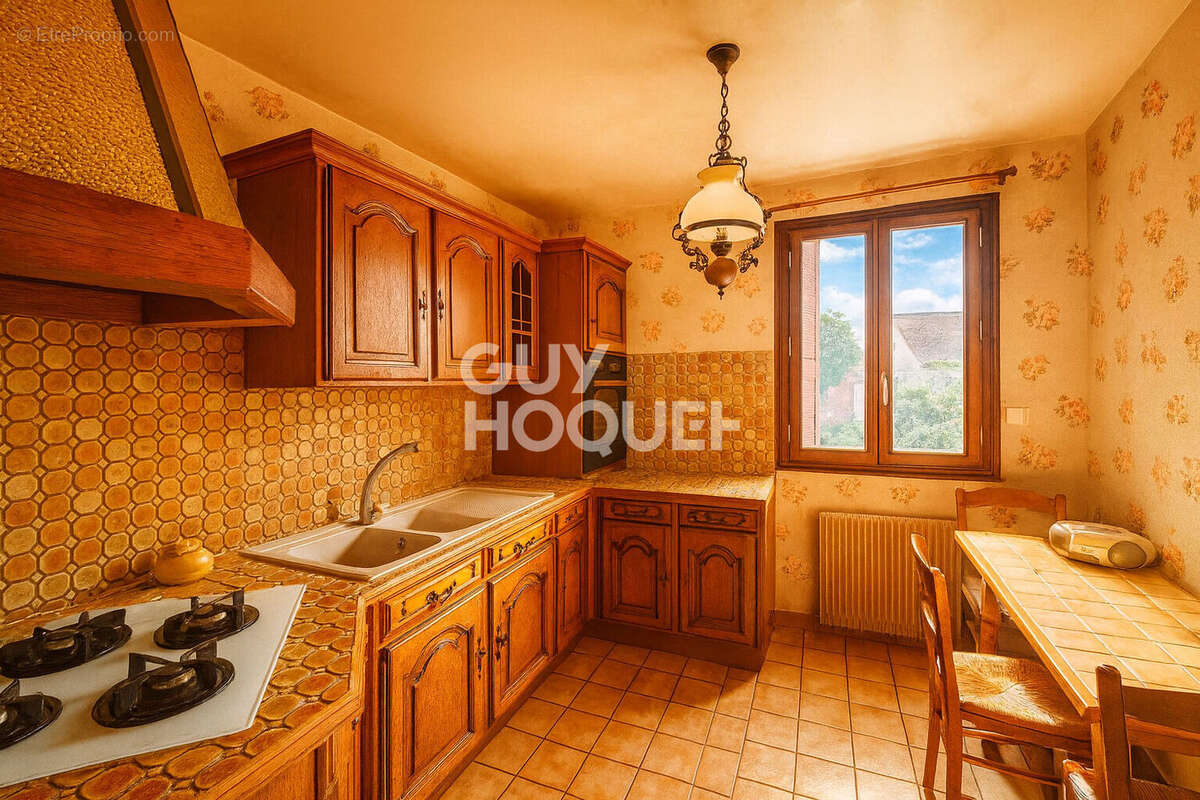 Maison à LE BLANC-MESNIL