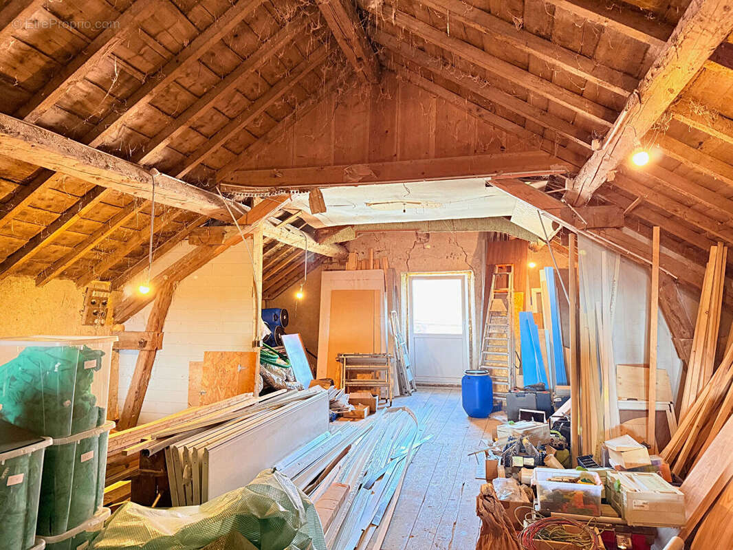 Commerce à BRETONVILLERS