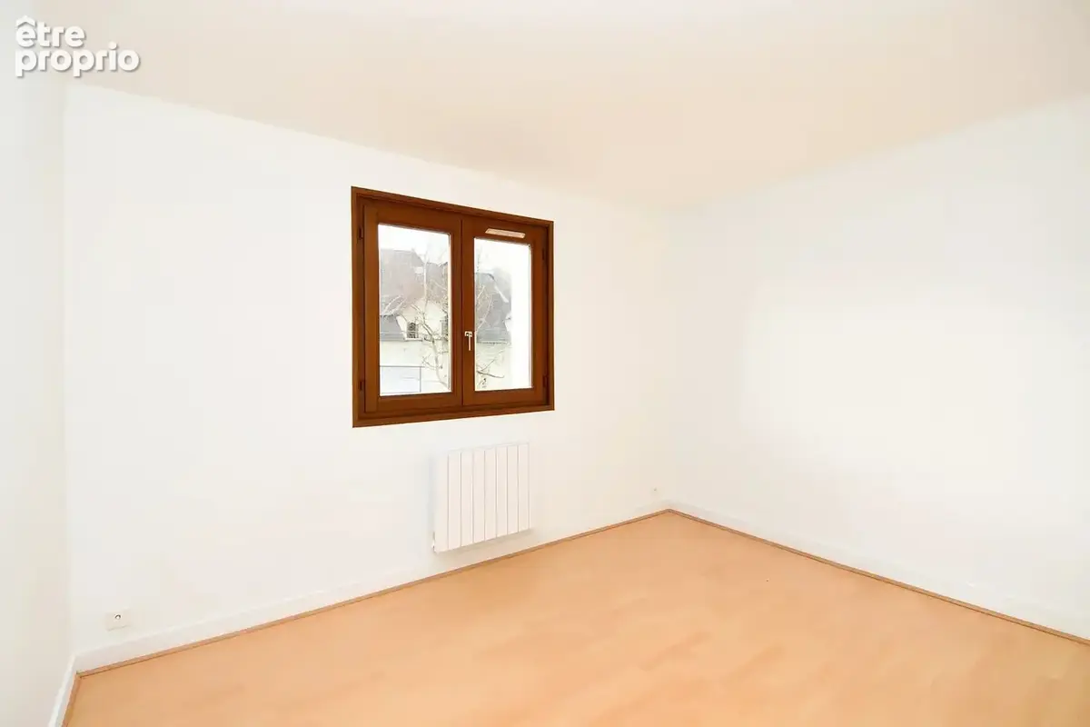 Maison située à Chatou 132 m2 au sol et 94 M² Carrez - Jardin de 80 m²  à 10 mn RER - photo 11