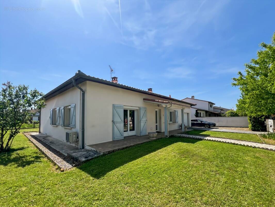 Maison à FROUZINS