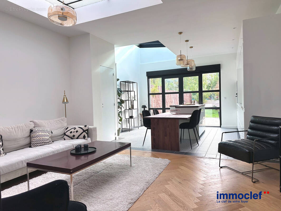 Maison à MARCQ-EN-BAROEUL