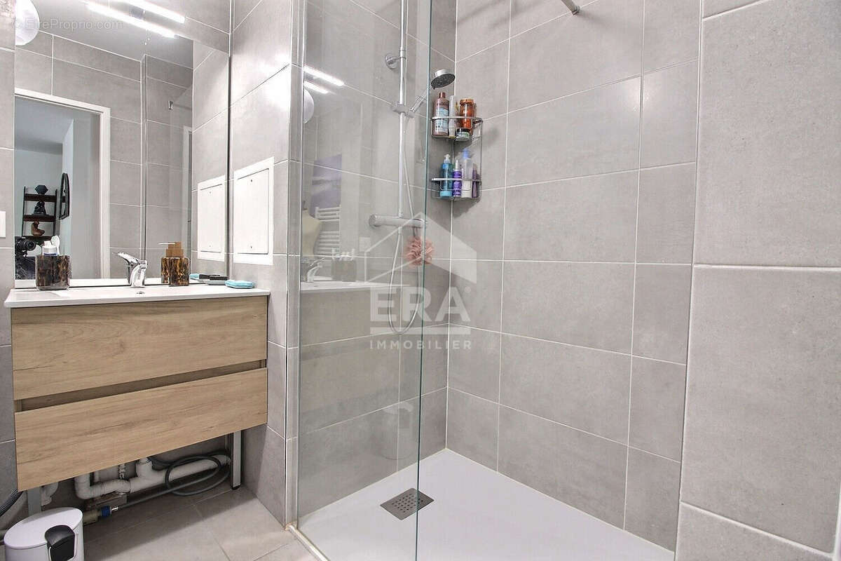 Appartement à CLICHY