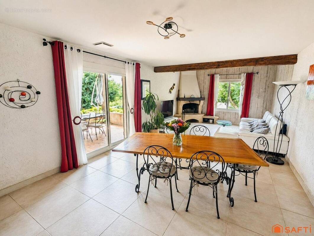 Photo 1 - Maison à NIMES