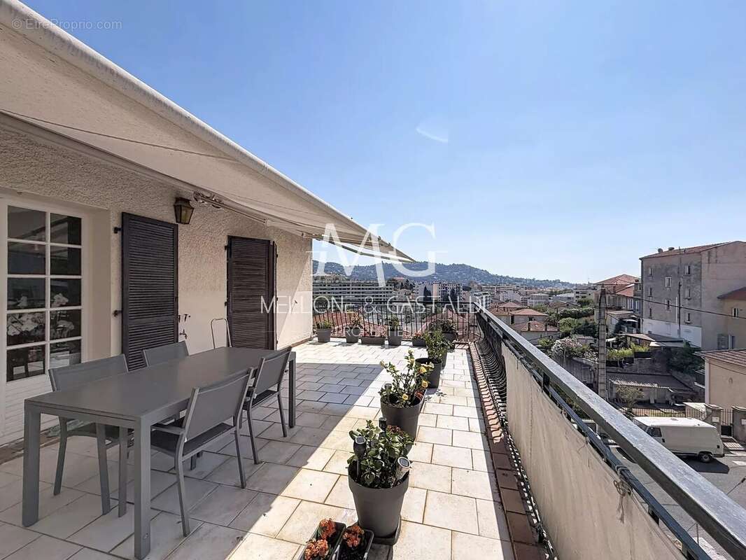 Cannes - immeuble a renover / transformer - photo 18