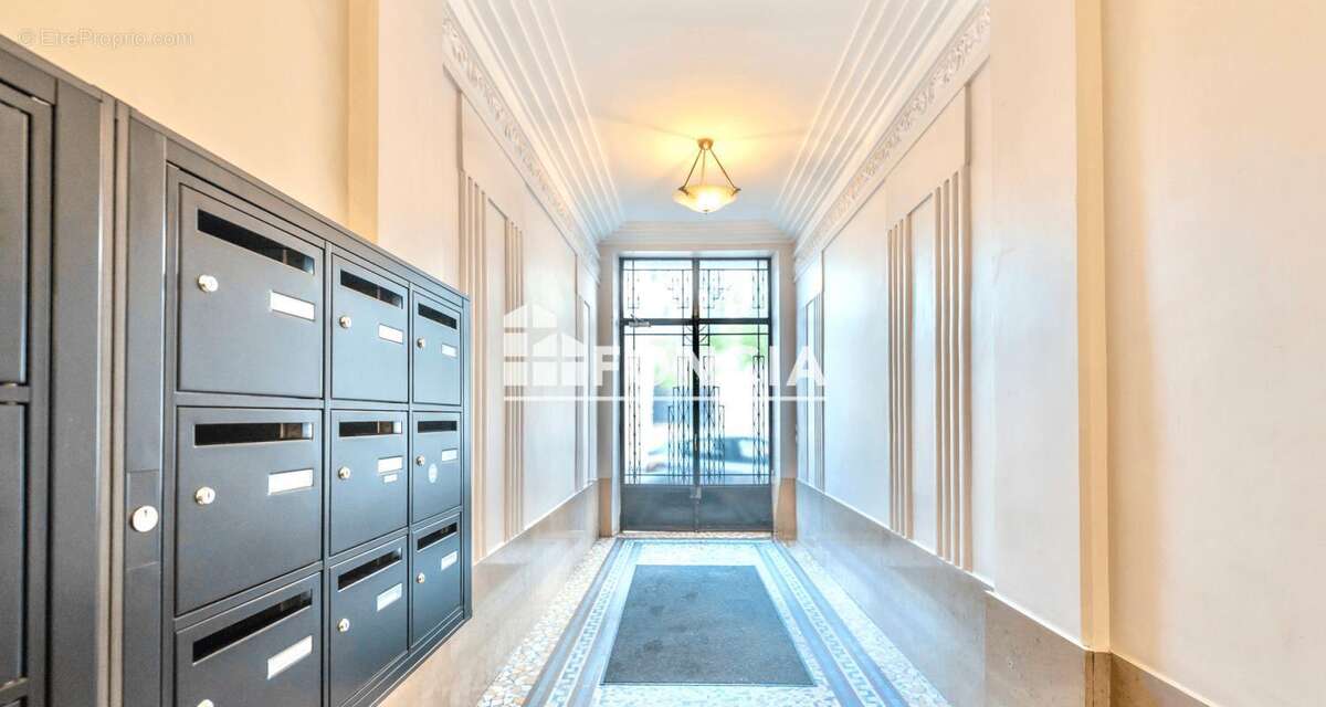 Appartement à COLOMBES