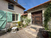 Maison à MONTSUZAIN