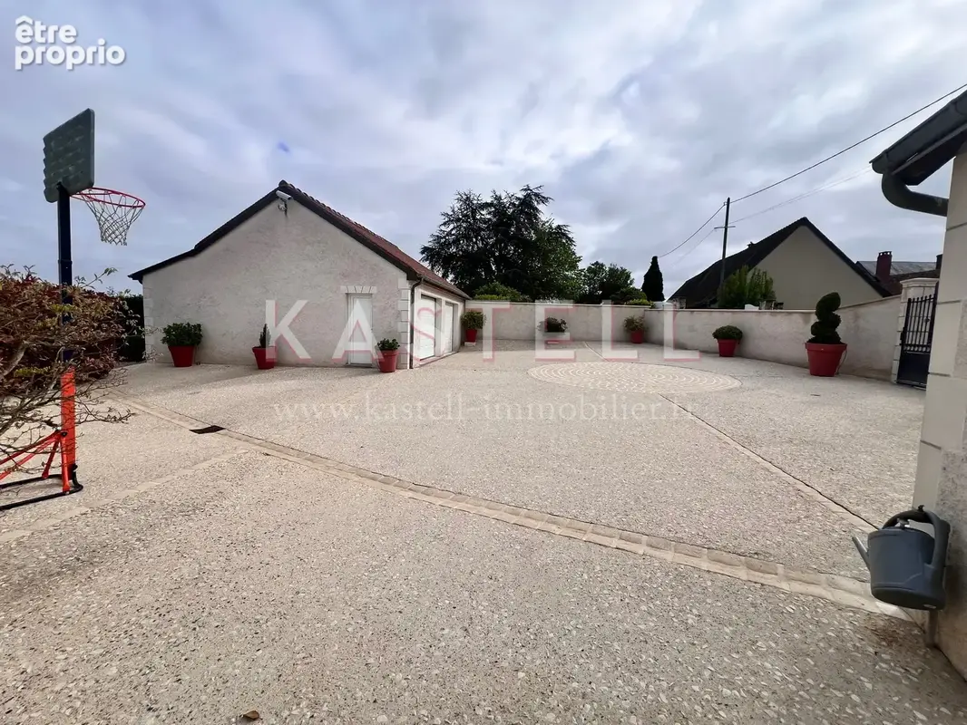 Longère rénovée de 240m2, proche Amboise dans un hameau très calme - photo 21