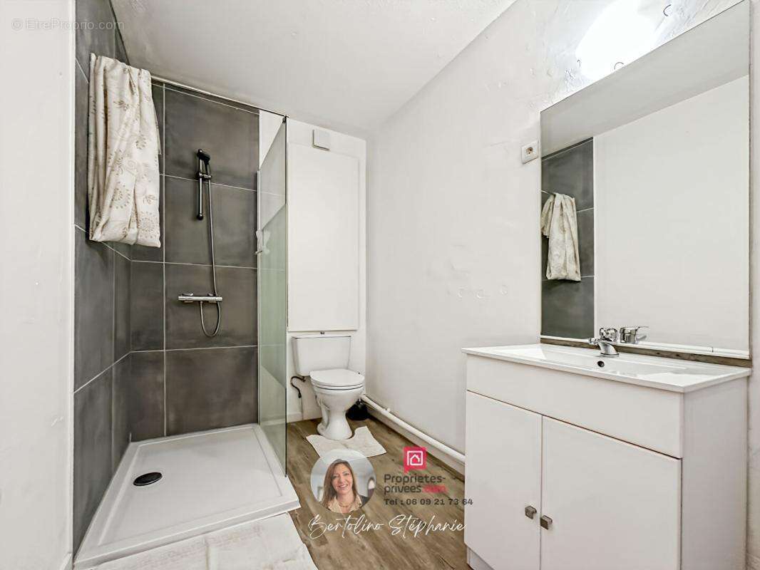 Appartement à PUGET-SUR-ARGENS