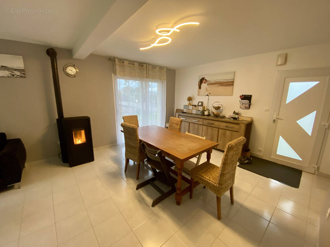 Maison à PLOUGRESCANT