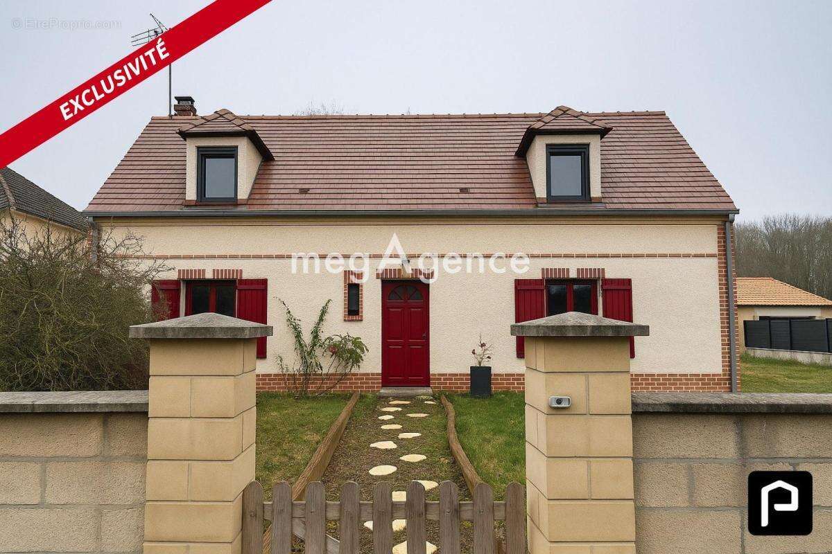 Maison à TRACY-LE-MONT