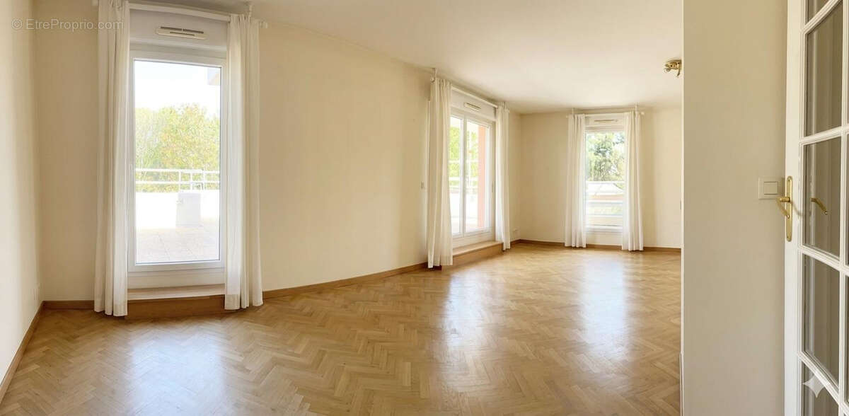 Appartement à VITRY-SUR-SEINE