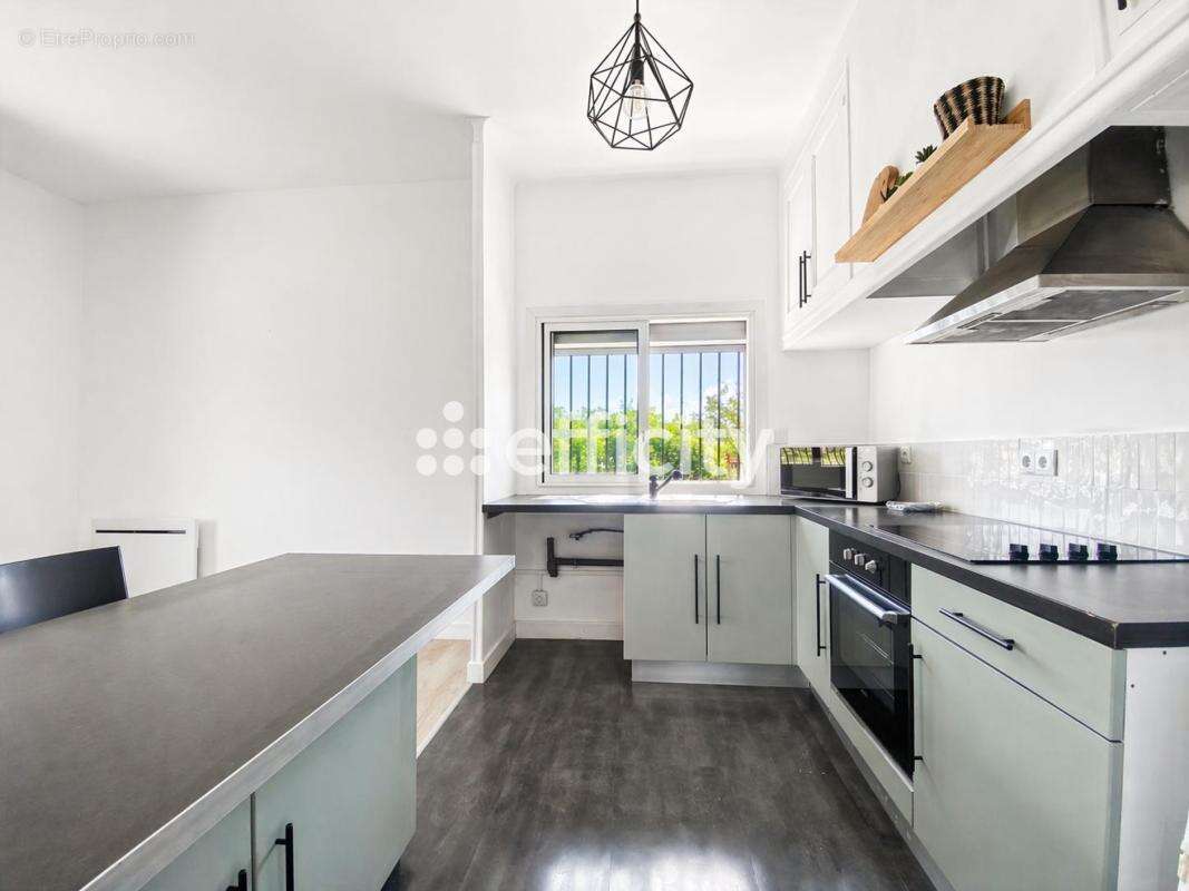 Appartement à MARSEILLE-14E