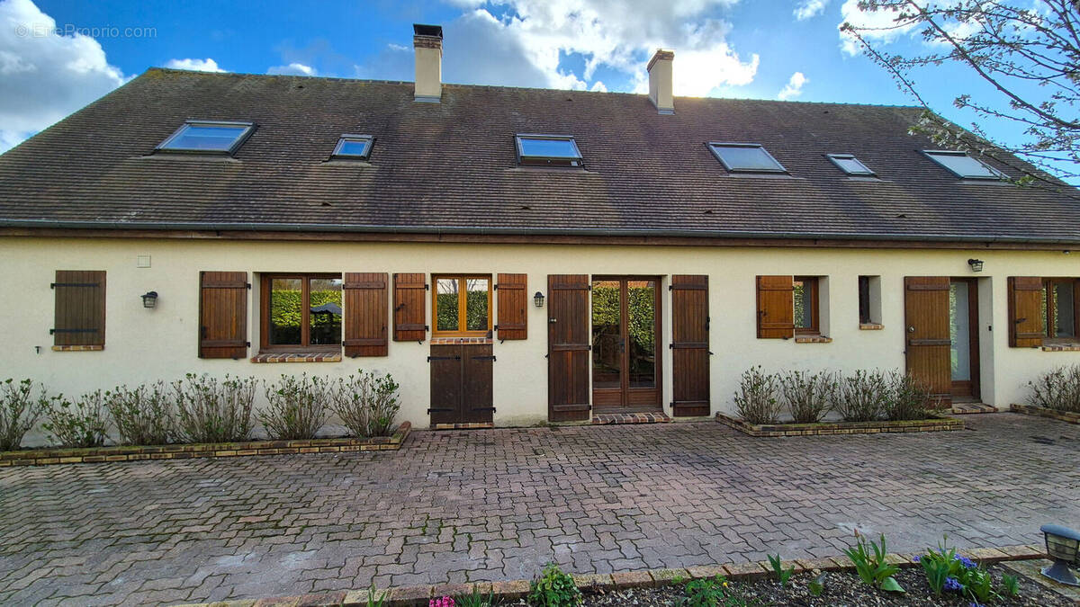 Maison à MONTFORT-L'AMAURY