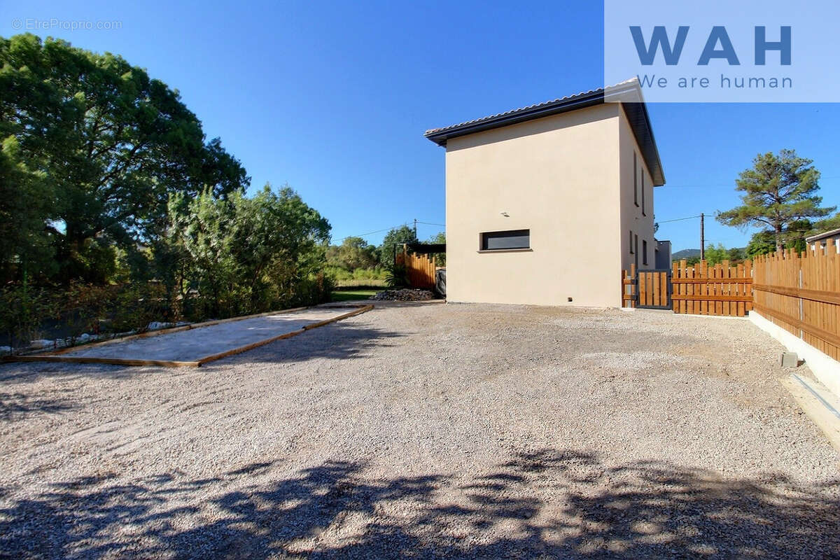 Vente villa 6 pieces, 5 chambres, garage, piscine - 34380 saint-martin-de-londres - photo 13