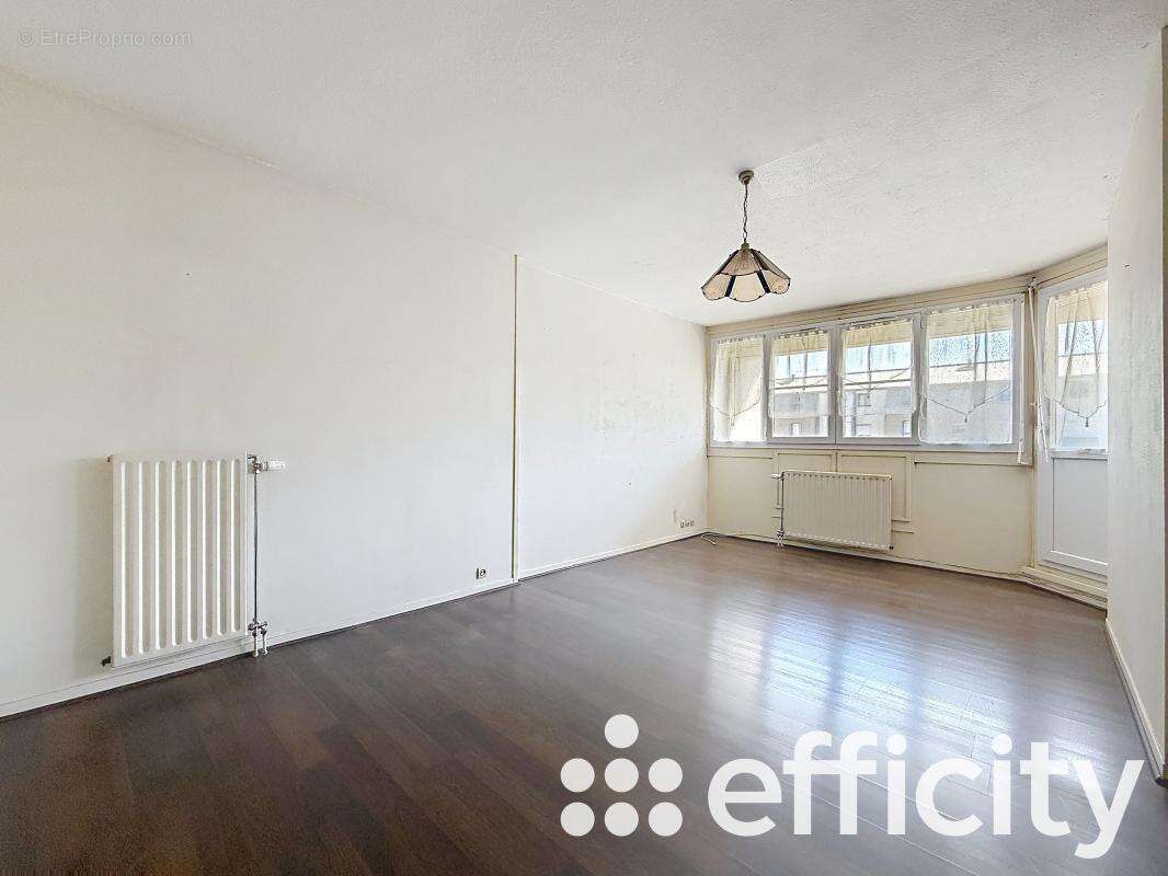 Appartement à FEYZIN