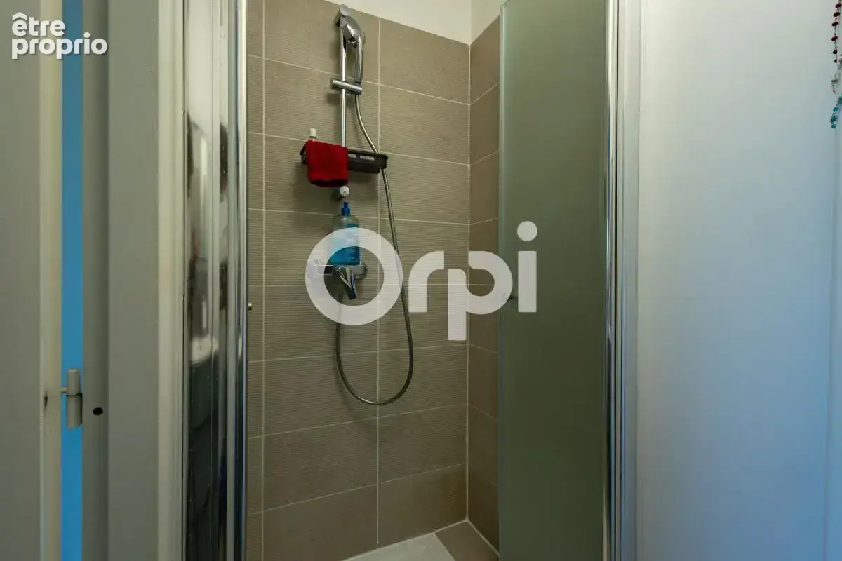 Appartement 5 pièces de 91m² avec Jardin de 50m², deux places de stationnement en sous sol - photo 11