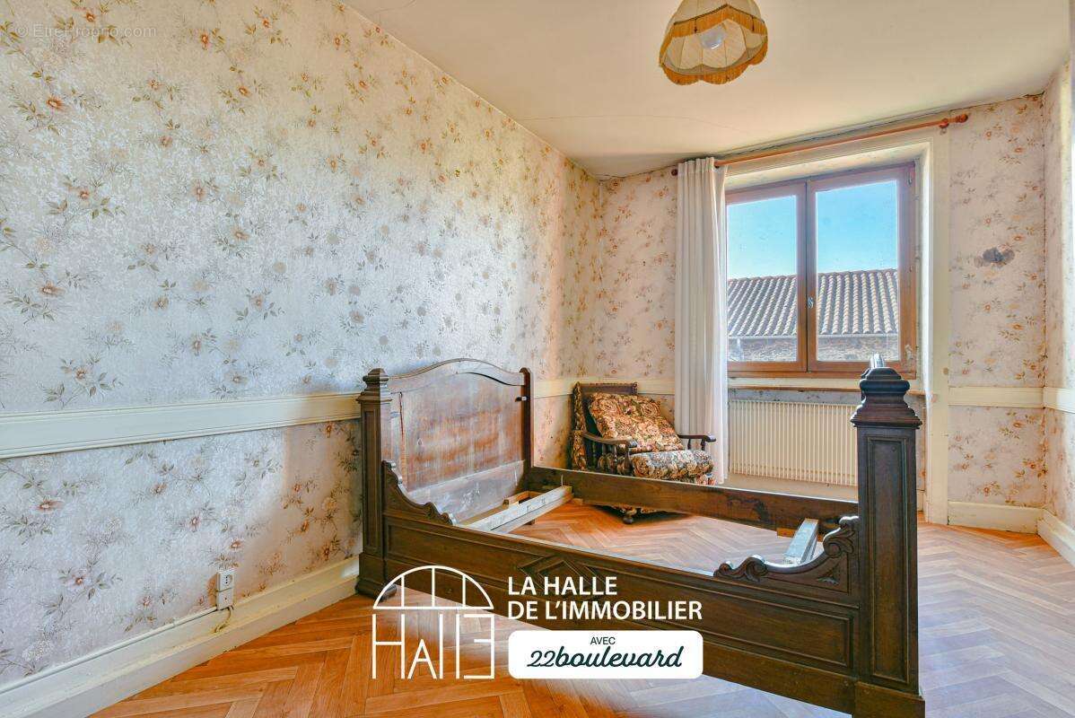 Maison à SEREILHAC