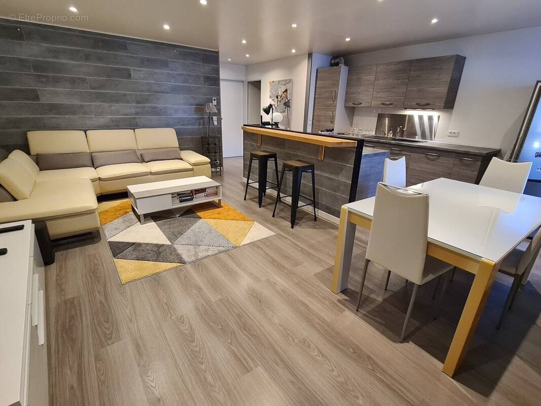 Appartement à ALBERTVILLE