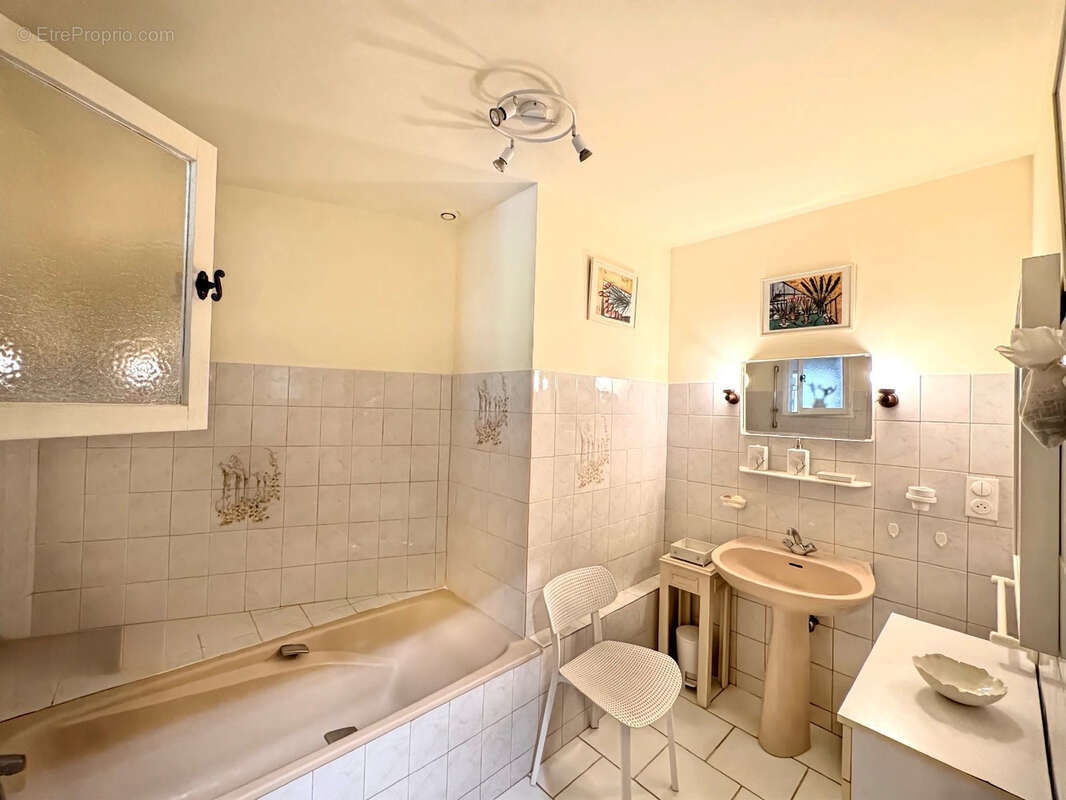 Maison à LA LONDE-LES-MAURES