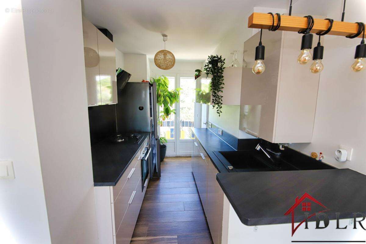 Appartement à HYERES