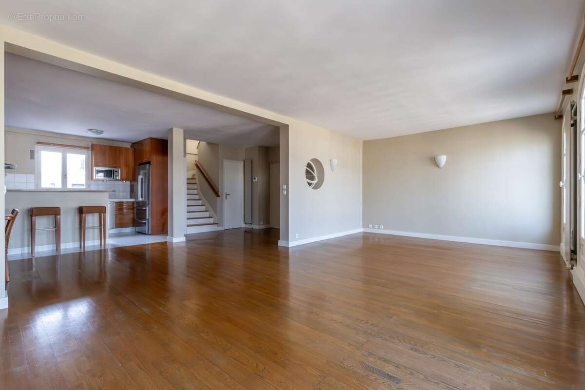 Appartement à PARIS-12E