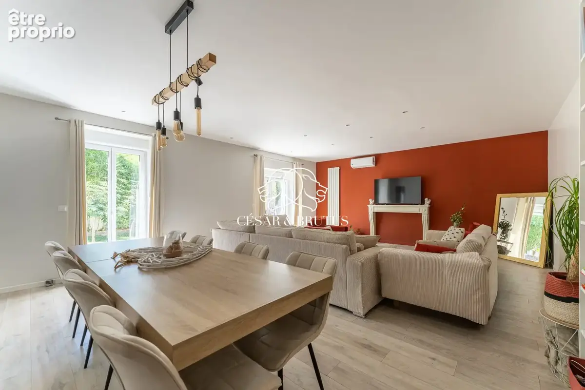 Maison à DECINES-CHARPIEU
