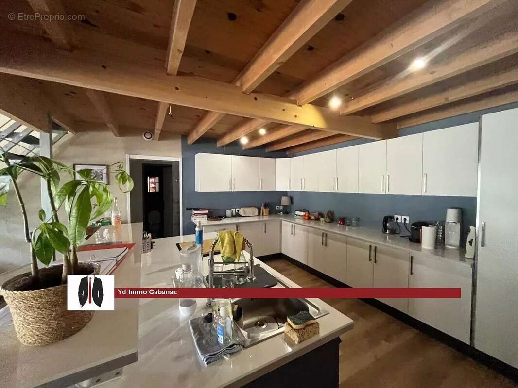Maison 4 chambres avec beau terrain - photo 3