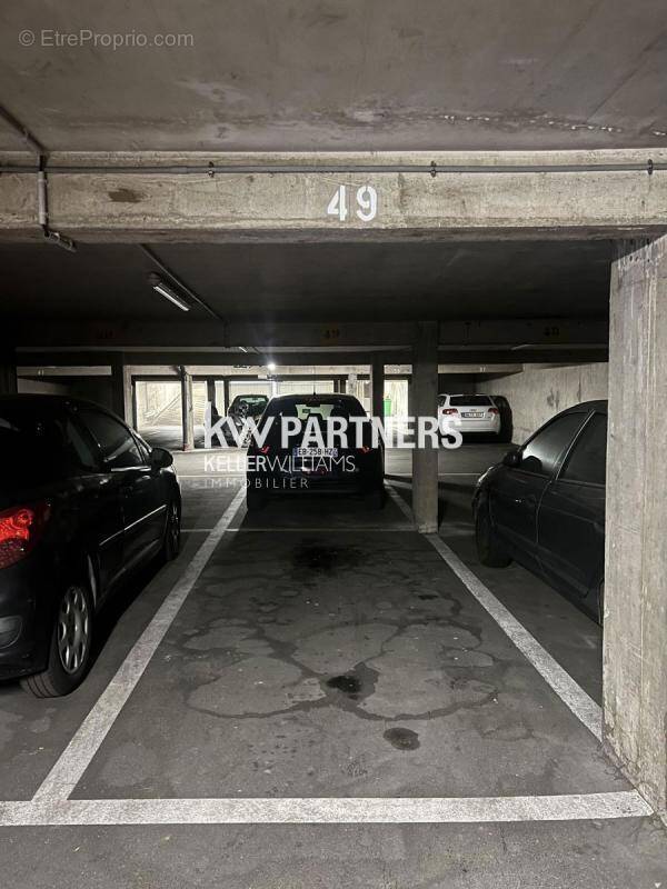 Parking à PARIS