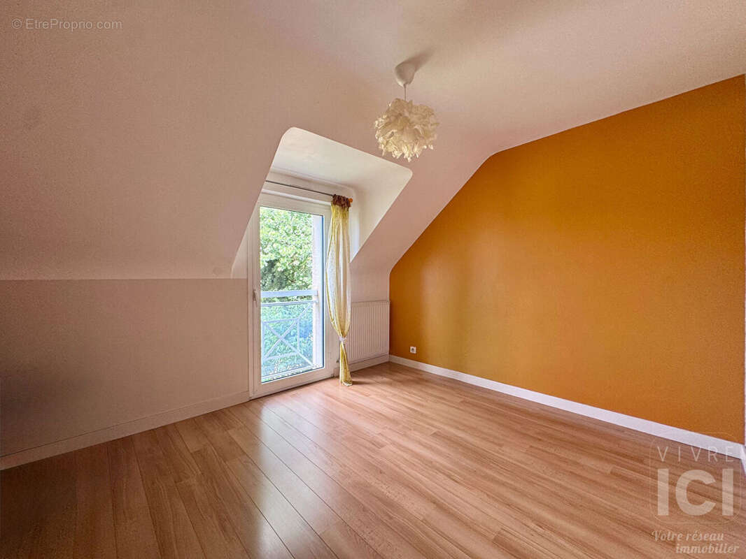 Maison familiale - 210m² -  5 chambres - Sautron - photo 9
