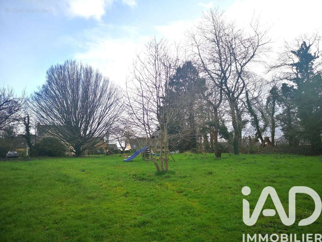 Photo 3 - Terrain à QUIMPER