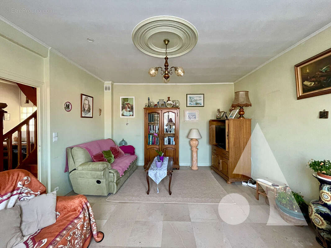 Maison à VILLETTE-SUR-AUBE