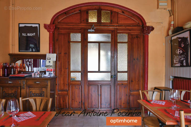 Appartement à SAINTE-FOY-DE-PEYROLIERES