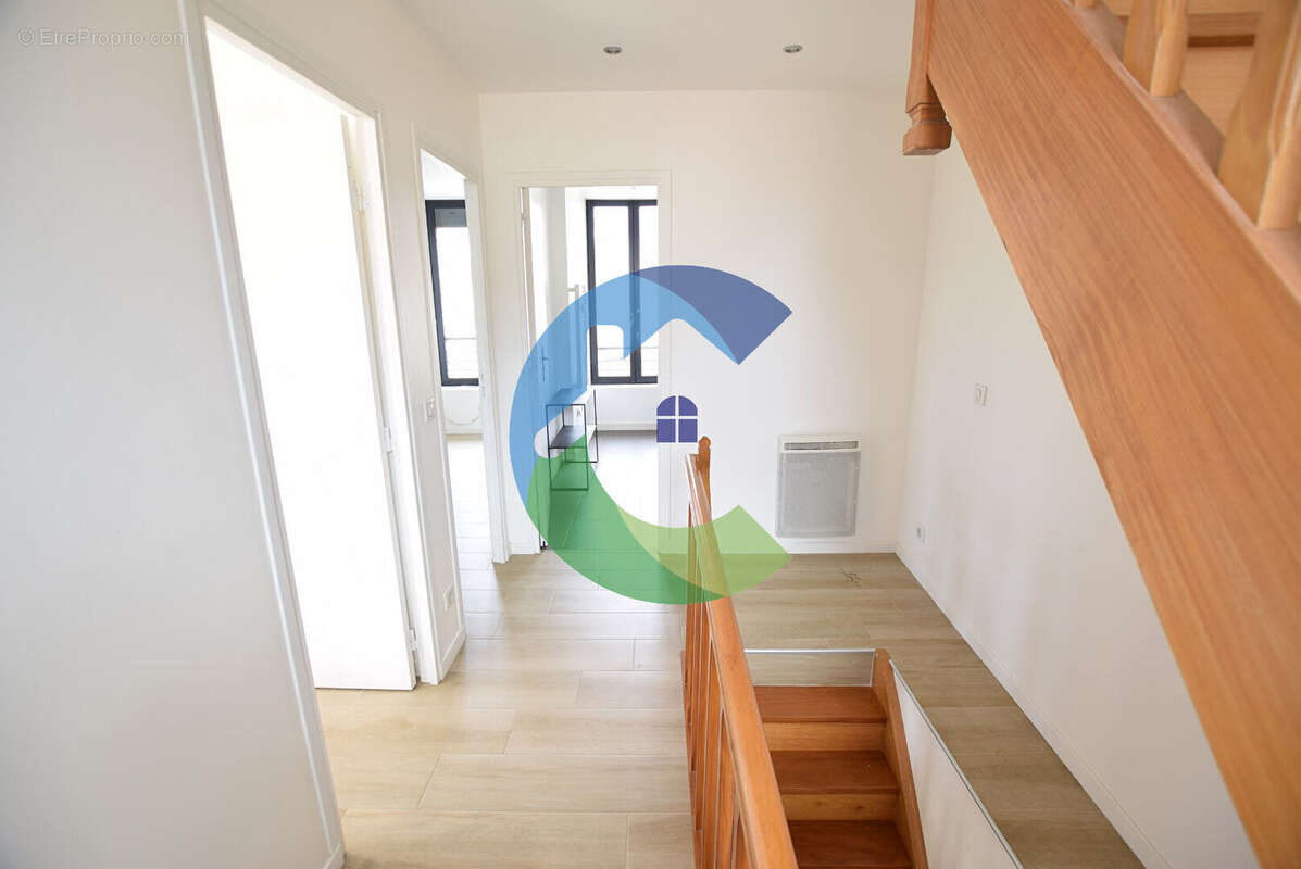 Maison à BALLAINVILLIERS