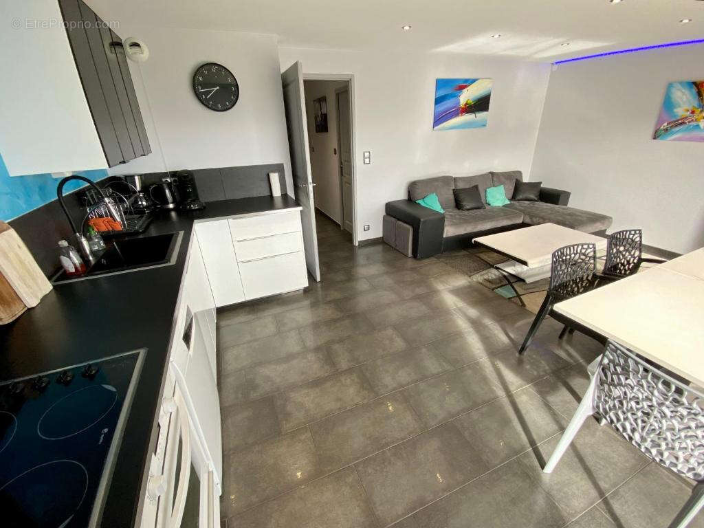 Appartement à LE CHATEL