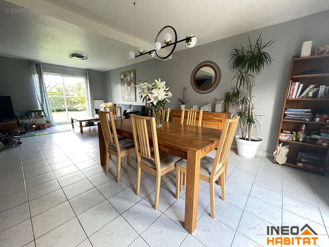 Maison à LA MEZIERE