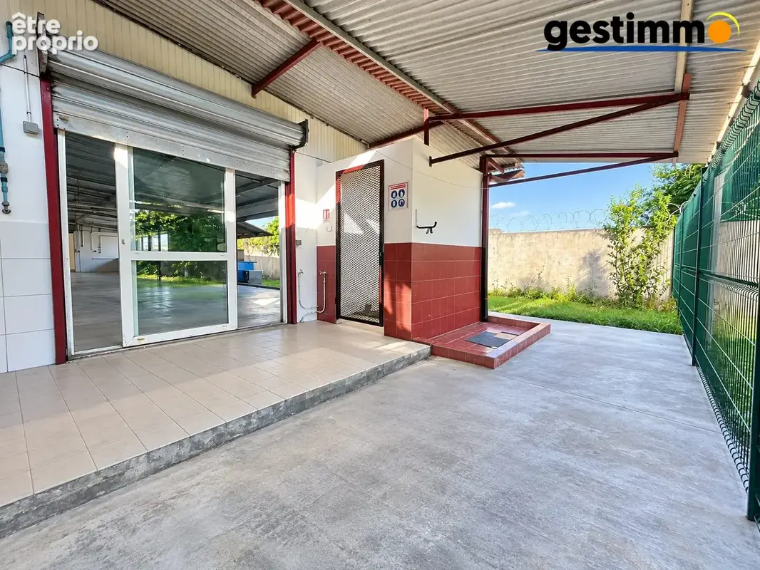 Commerce 460 m² à vendre à Macouria (97355) - photo 3