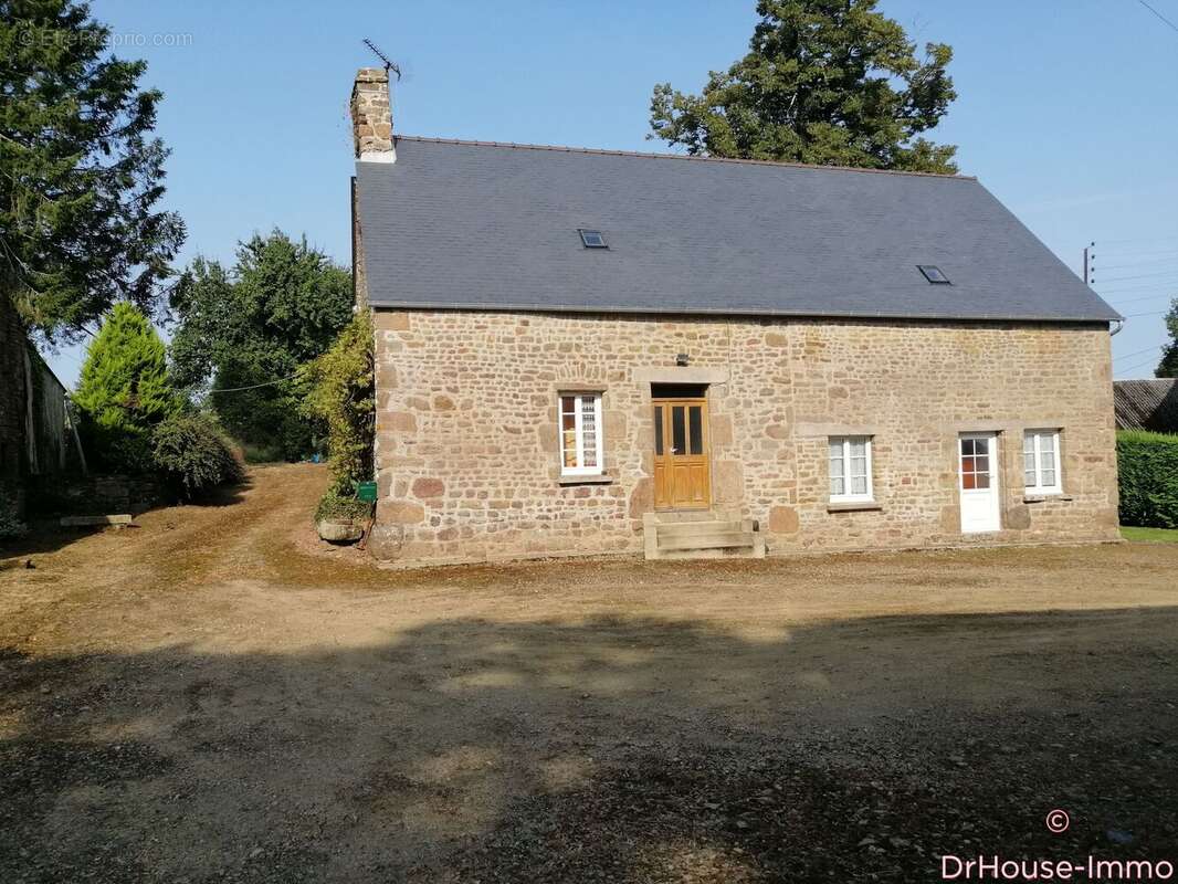 Maison à COLOMBIERS-DU-PLESSIS