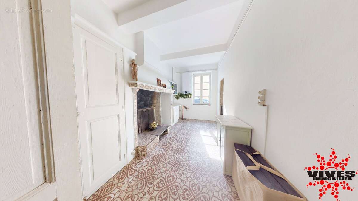 Maison de caractère de 200 m² avec terrasse tropézienne - photo 6