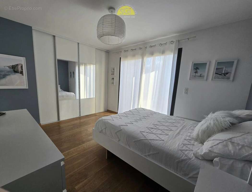 Maison à SAINT-GENIS-DES-FONTAINES