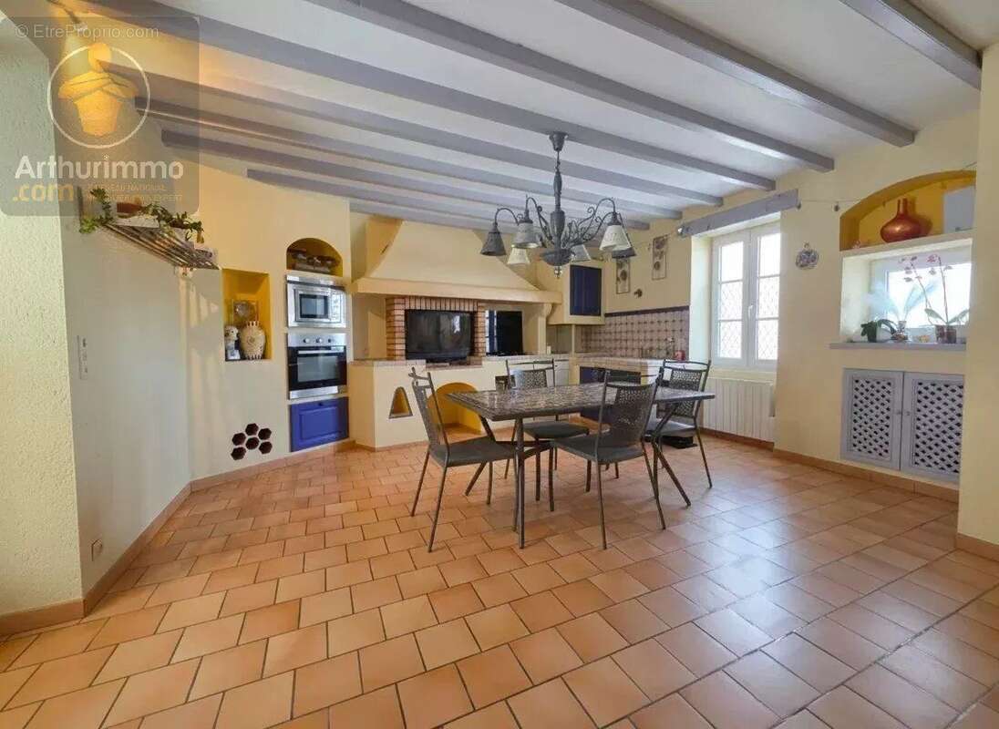 Maison à LEGE