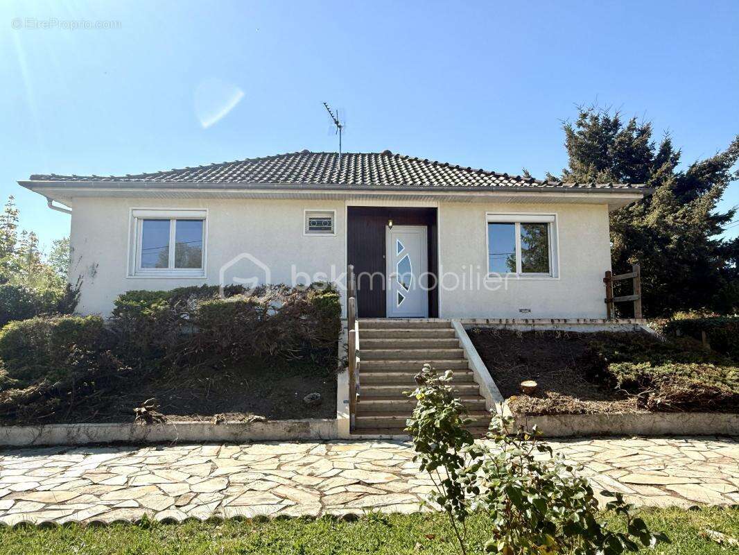 Maison à SAINT-LEGER-SUR-ROANNE